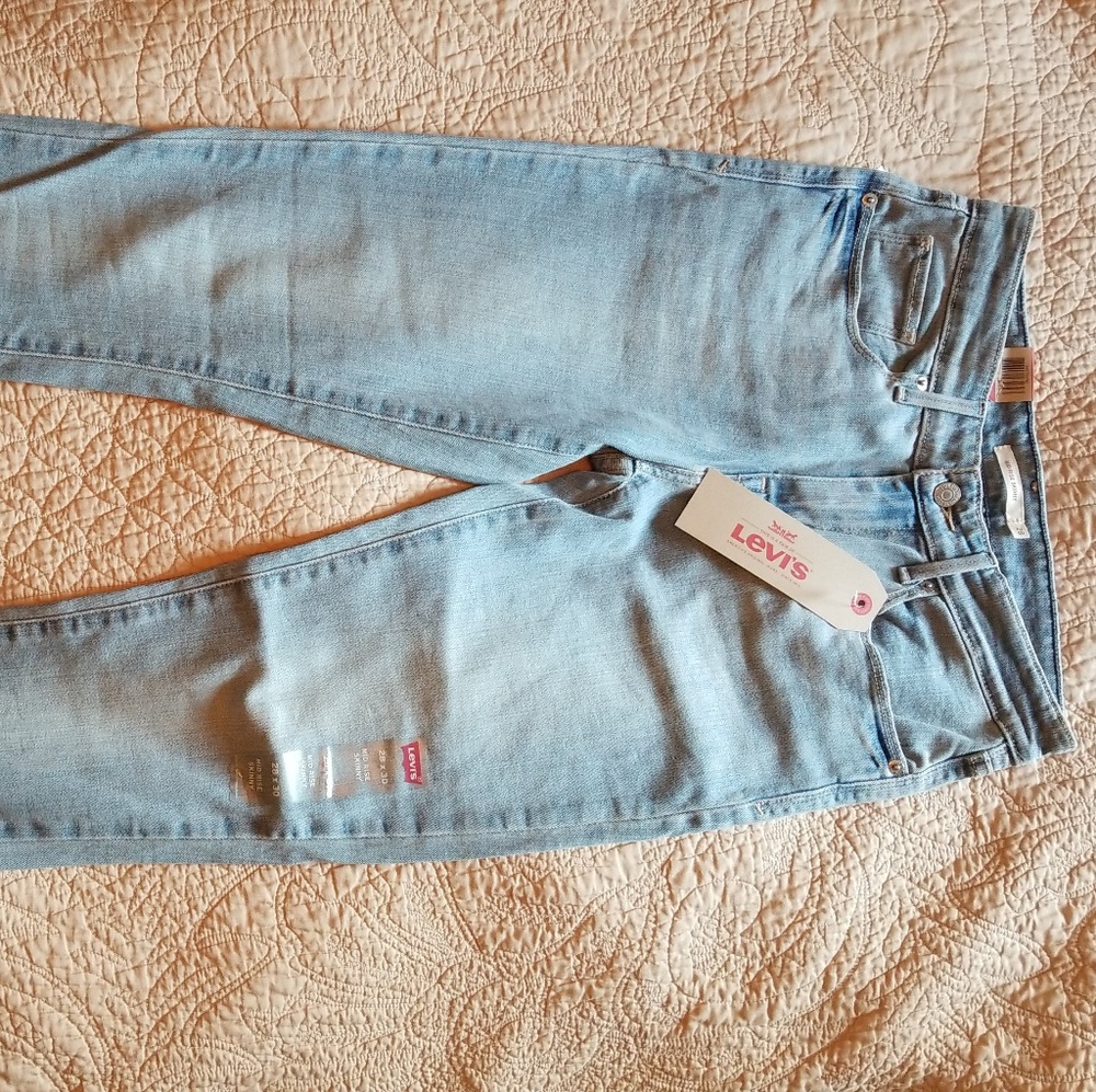 Levi's skinny jeans